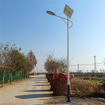 伊吾太阳能路灯