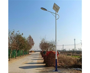 伊吾太阳能路灯